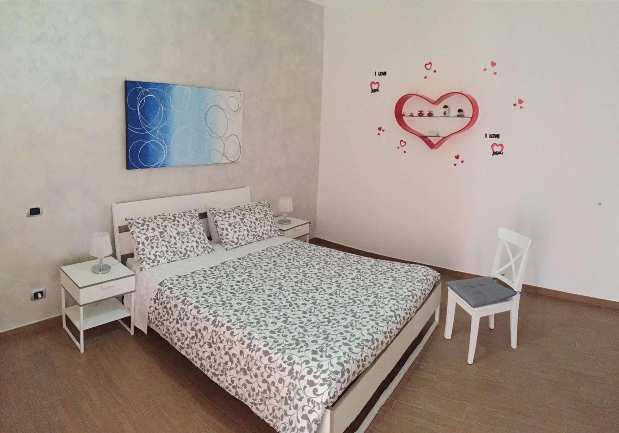 La Rosa Blu 2 Bed and Breakfast Santeramo in Colle Εξωτερικό φωτογραφία